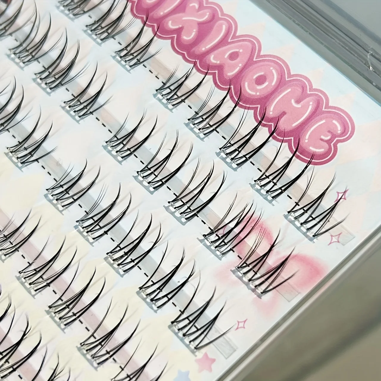 Mixiaohe رموش صناعية خالية من الغراء النقي للغاية 60 مجموعات C حليقة للمبتدئين لتقوم بها بنفسك لا تحتاج إلى شريط لاصق ذاتي الرموش الصناعية