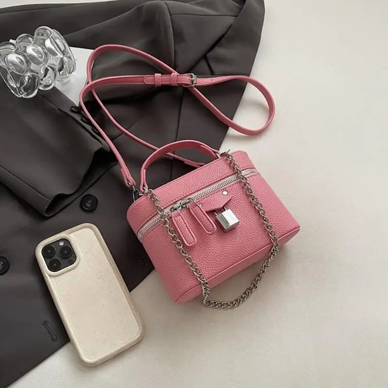 

X90D Modern PU Leather Handbag for Women Shoulder Bag Handbag for Travel and Work