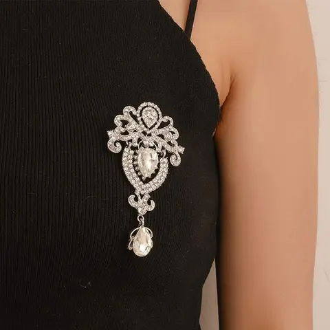 Exquisite Brooch Crown Inlaid With Diamond Corsage Silver Ladies Diamond Palace Vintage Brooch Valentine's Day Gifts