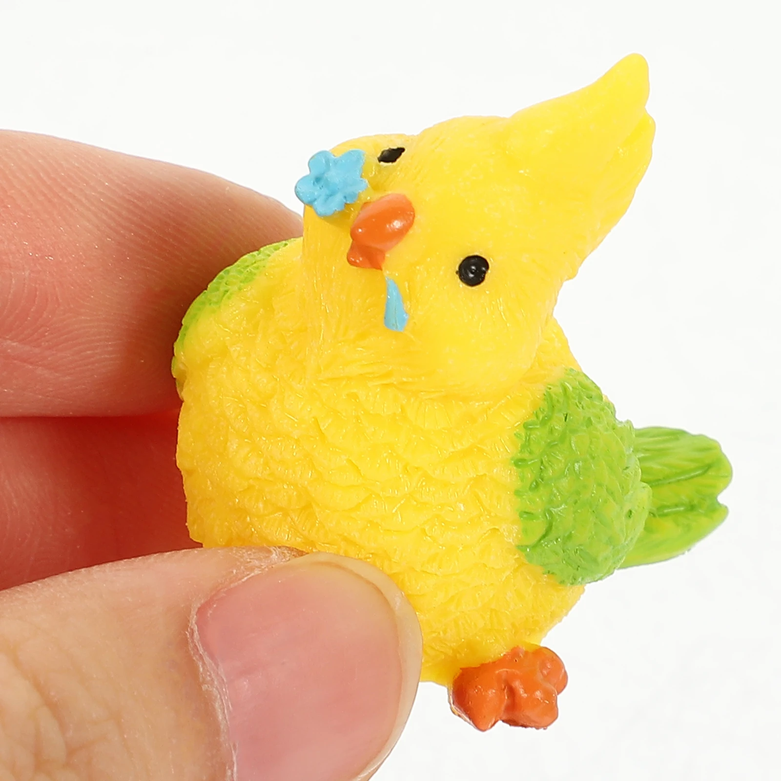 

12 pcs Bird Figurines Resin Statues Desktop Decor Tiny Ornaments Garden Art Bright Colors Lifelike Photo Props
