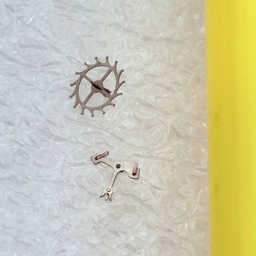 Japan Watch Accessories 46941 46943 Escaping Wheel Escaping Fork Horse Wheel Horse Fork - Watch Repair Parts