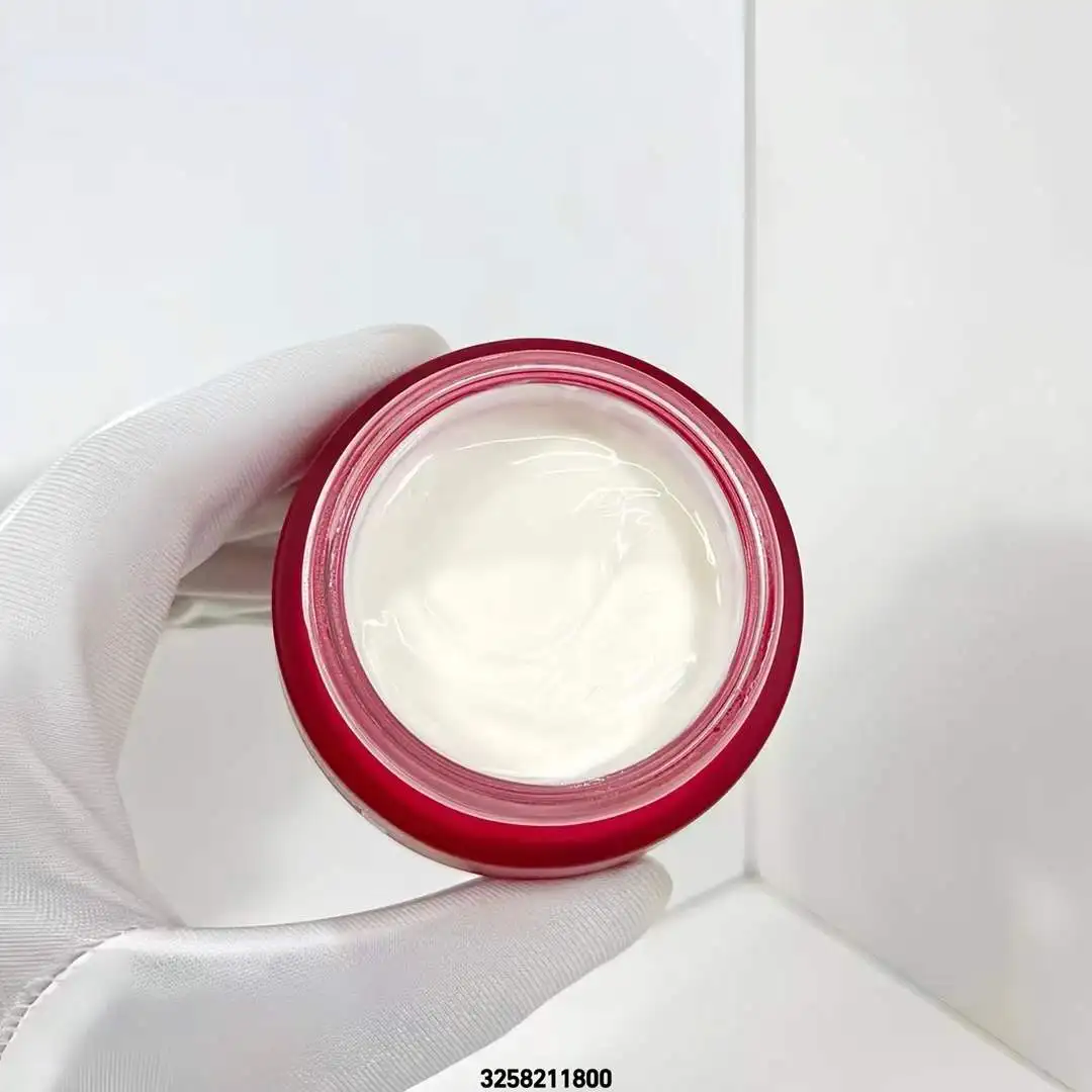 Thumbnail 3 - #38 Latest Facial Cleansers Offers