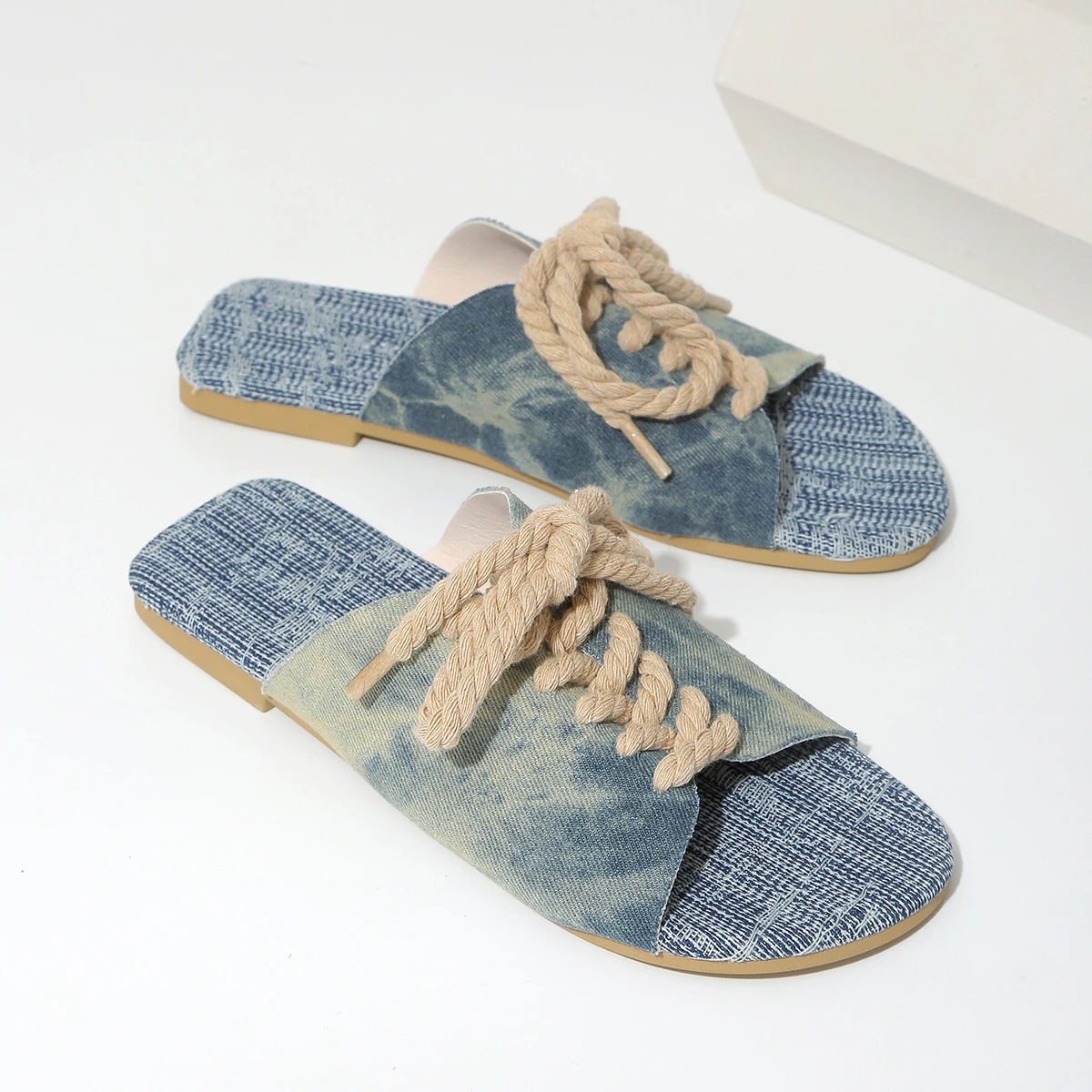 Fashion Slippers 2026 Summer Fashion Casual L Open Toe Thin Bottom Solid Color Slippers Lace-up Outdoor Beach Slippers Plus Size