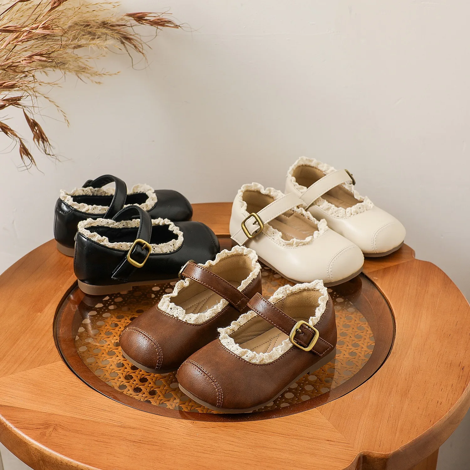 Children Lace Princess Shoes for Baby Girls Leather Shoes Non-slip Soft Sole Toddler Kids Casual Lightweight Shoes Size 15-25