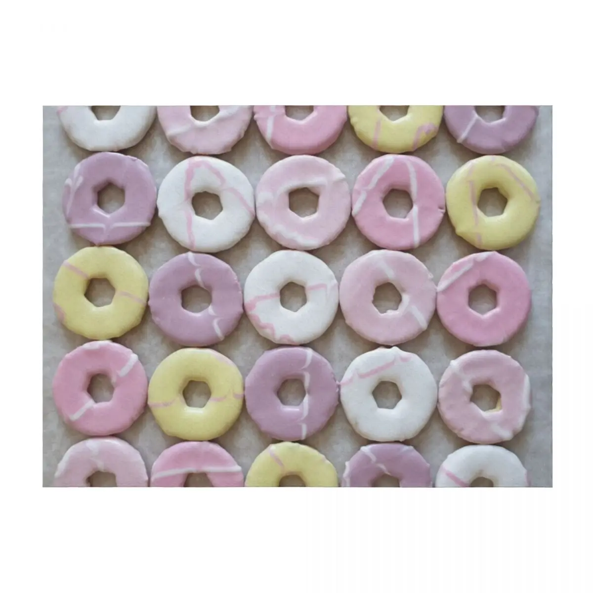 

Yummy Party Rings Throw Blanket Vintage Fashion Sofas Travel Kid'S Blankets