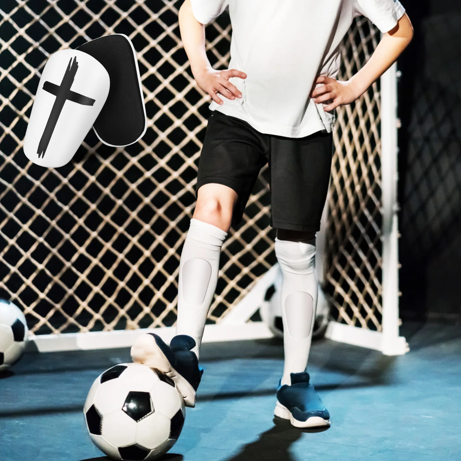 

2Pairs Sport Shin Guards Compact PU Material Slip- for Soccer Training Youth Adult Protective Gear Leg Protectors