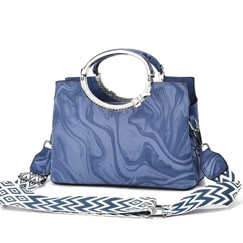 

Fashionable Genuine Leather Crossbody Bag for Ladies, Women's Shoulder Bag Messenger Bag from Luxury Brand