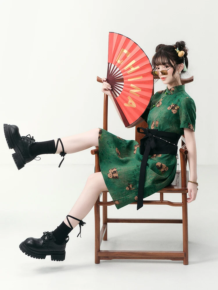 

Оригинальная серия Panda: бамбуковый игривый кулон с двумя вышивками, свободный шелковый платок из облачного шелка, винтажный китайский стиль.