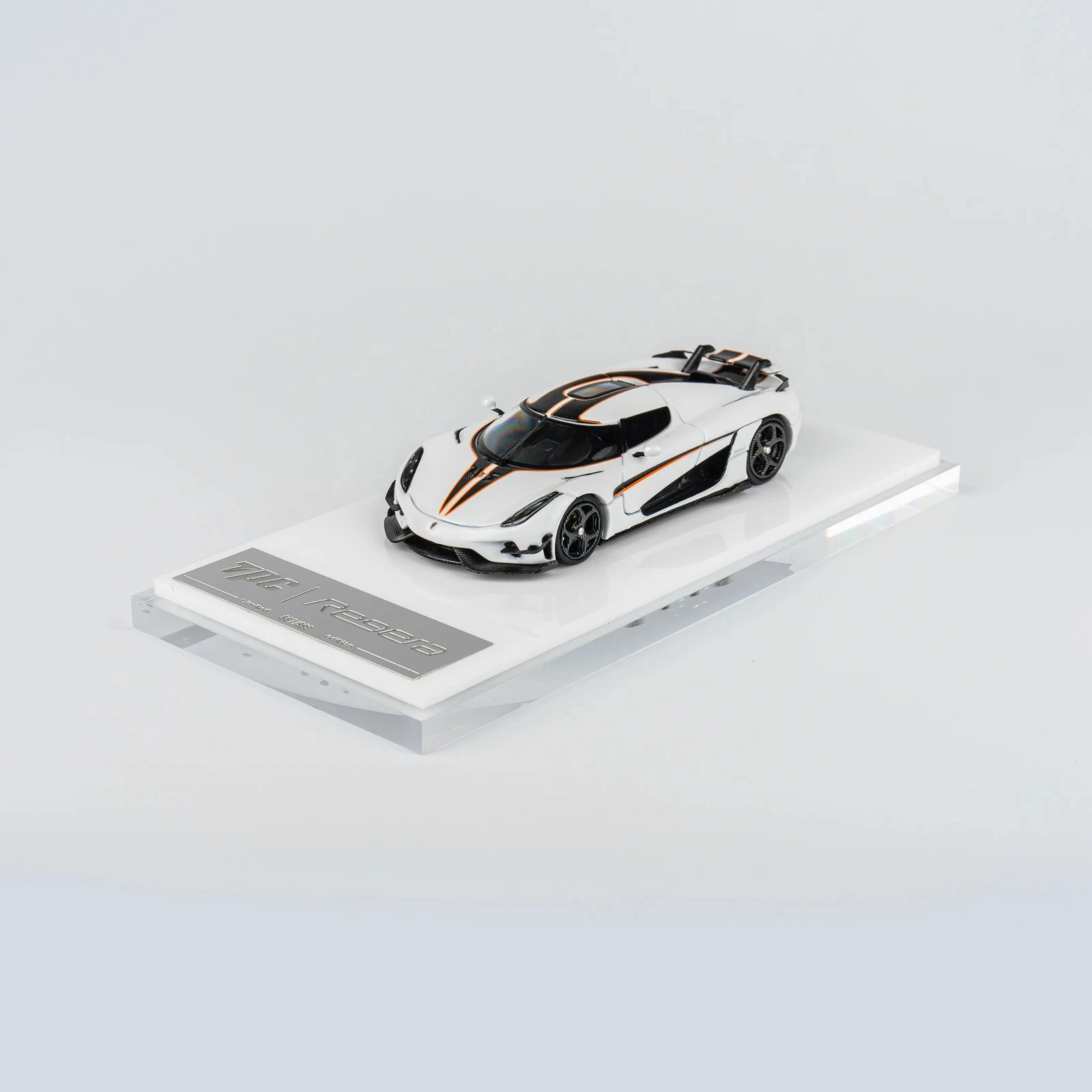 TPC In Stock 1:64 Regera Diecast Diorama Car Model Collection Miniature Toys