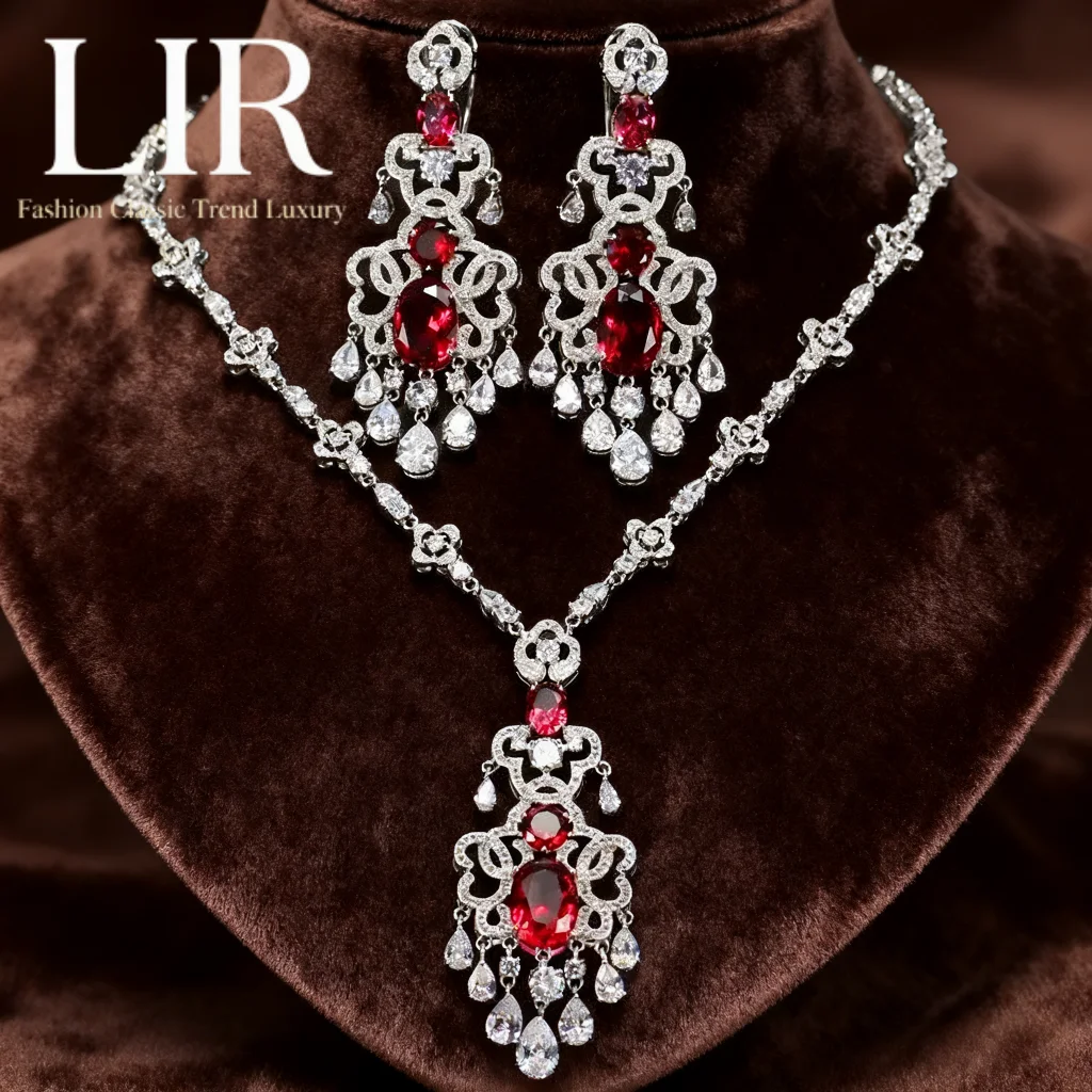 

Женский комплект ювелирных изделий на заказ LIR: ожерелье с драгоценными камнями в виде розы и сот с винным покрытием, серьги с цирконом в форме императорской капли с цветком и диском