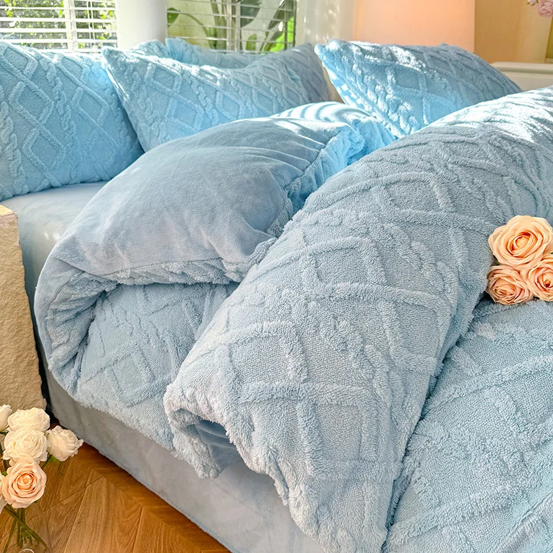 Double Side Velvet Quilt Cover Soft Comforter Cover Winter Duvets Cover Single/Double/Queen/King Size Quilt Cover(No Pillowcase)