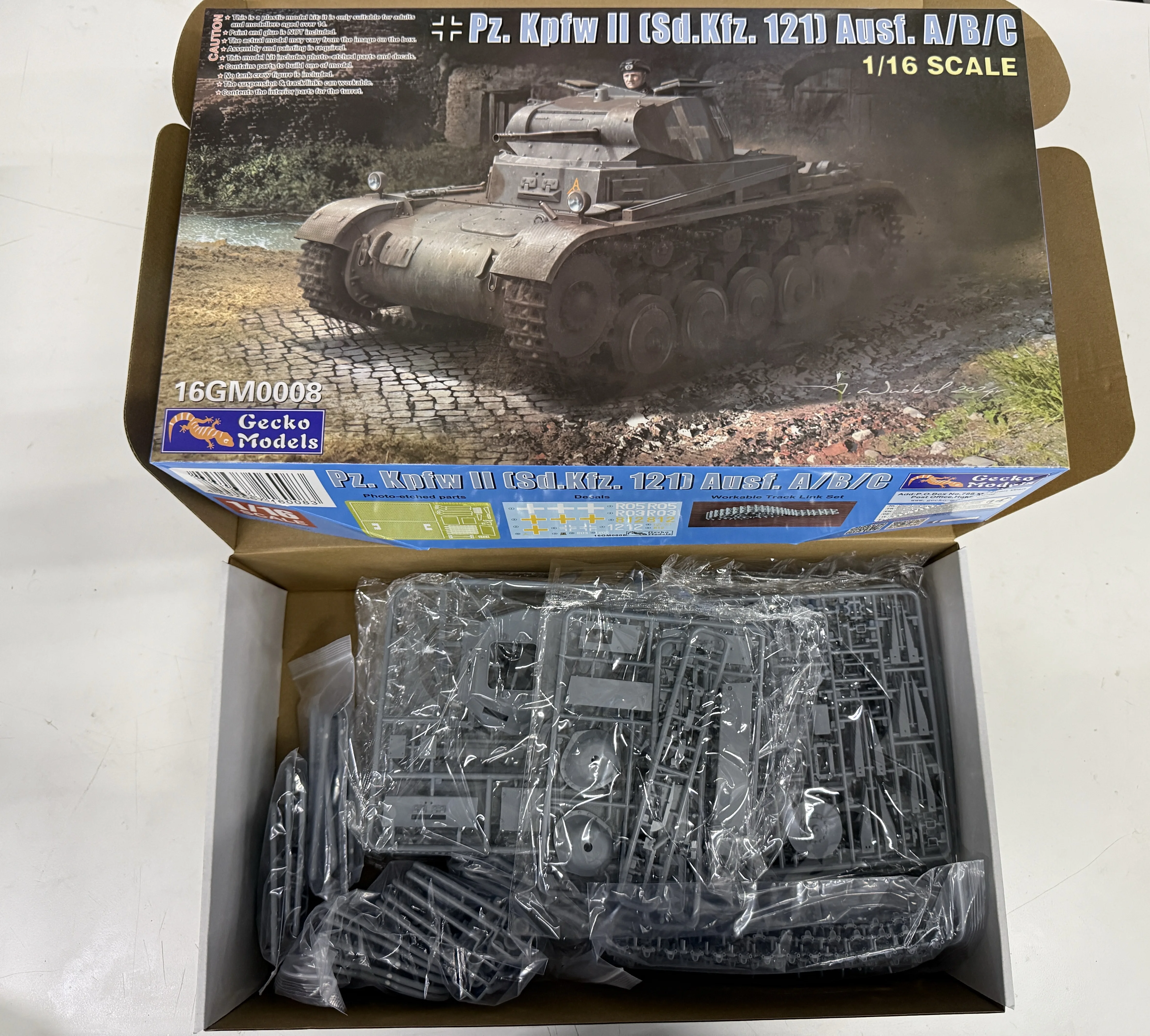 Gecko Model Assembl…