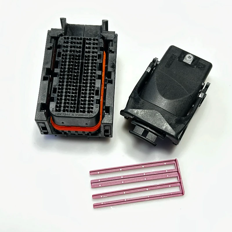 1PCS 4H0 906 235 Original 105 holes engine computer board plug 2208720-1 4H0906235