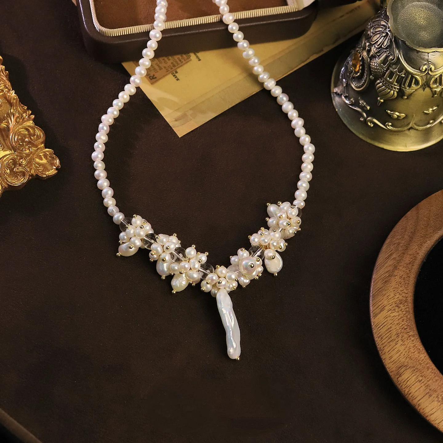 Original Design Baroque Pearl Glass Beads Necklace for Women Luxury Clavicle Necklaces Wedding Choker Jewelry Collar Gifts
