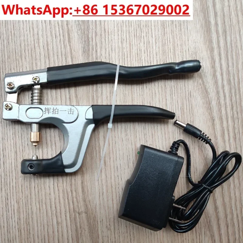 Threading machine, wire drawing machine tool, badminton racket, wire protection tube, pressure horn mouth