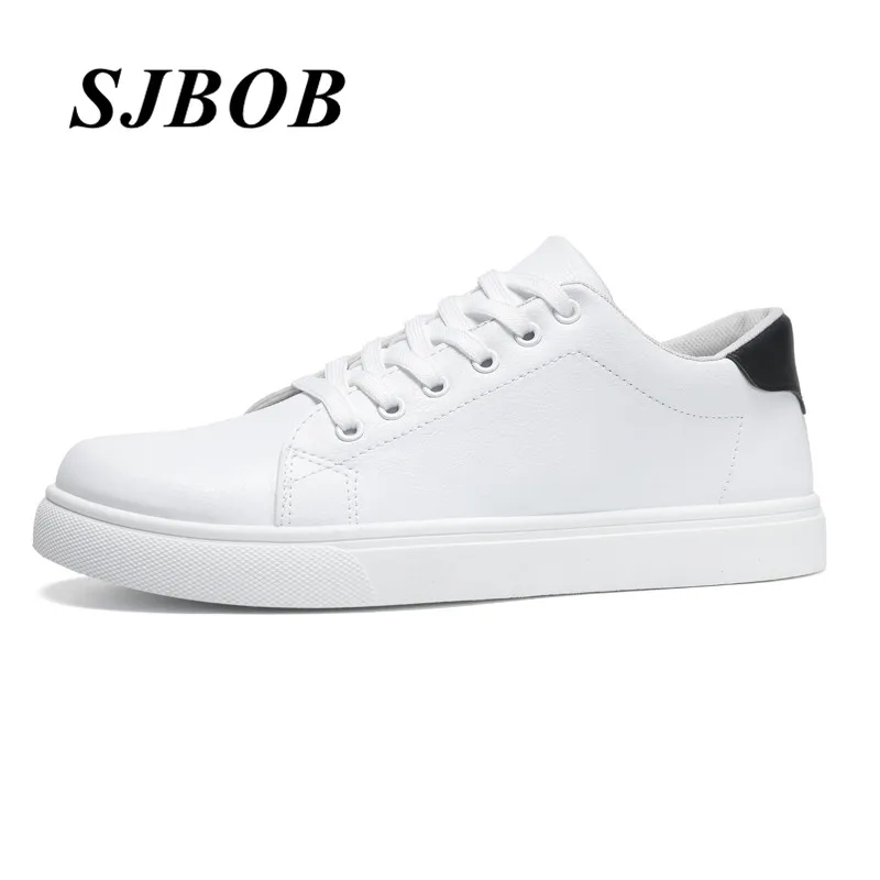 

White Leather Sneakers Men Big Size 46 Low Top Lace-Up Men's Skateboard Shoes Comfy Flat Sport Shoes For Man Zapatillas De Skate