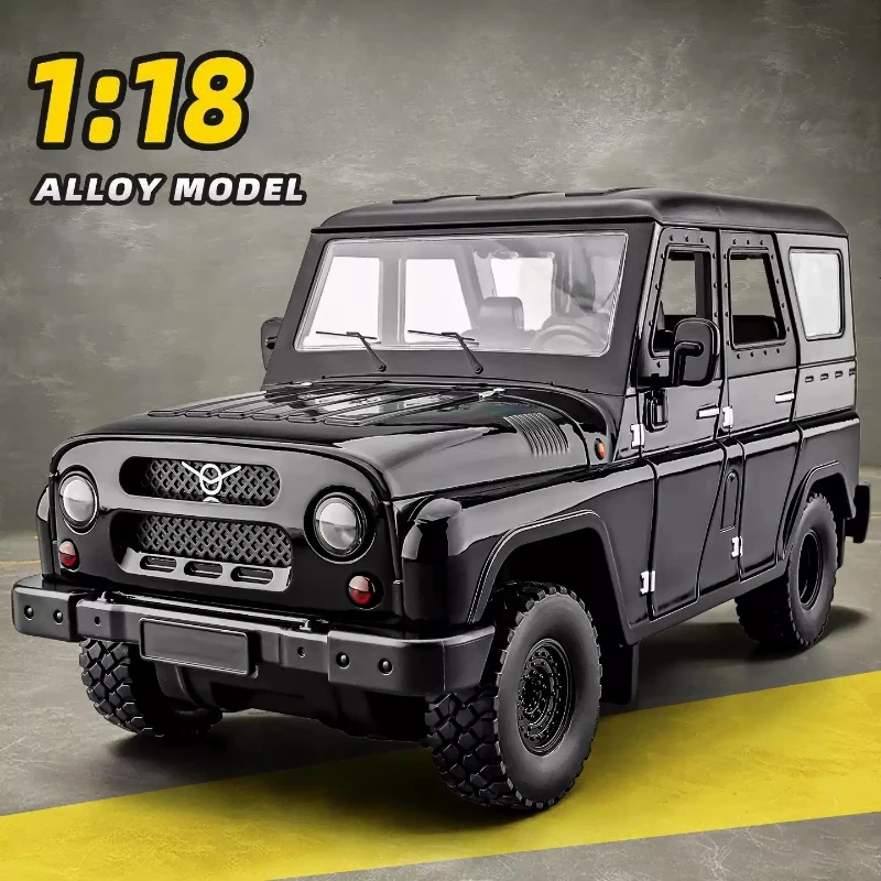 1:18 UAZ Hunter Off-Road Classic Retro Alloy Car Model Diecasts Metal Car Model Simulation Sound Light Collection Toys Gift