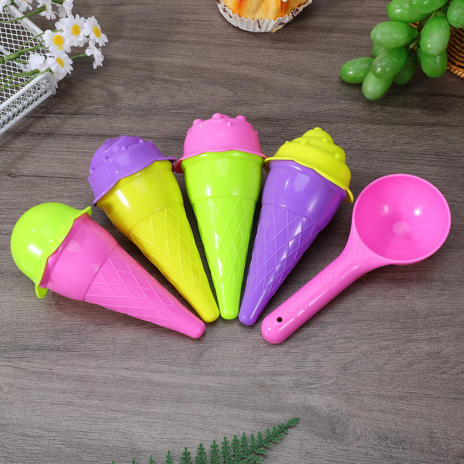 

1 Set Cones Molds Mini Reusable Plastic Making Kit For Home Travel Parties Mold Molding Forms Scoop Cone Reusable Molds Ice