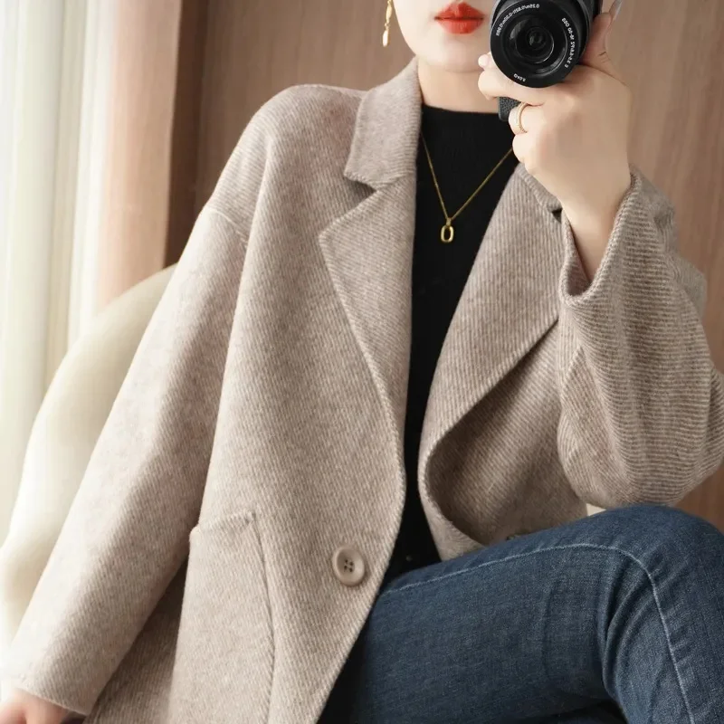 Wool Coat Double-Faced Coat for Middle-Aged and Senior Mothers Korean Simple Wool Blazer for Petite Women in Winter Jacket Pink