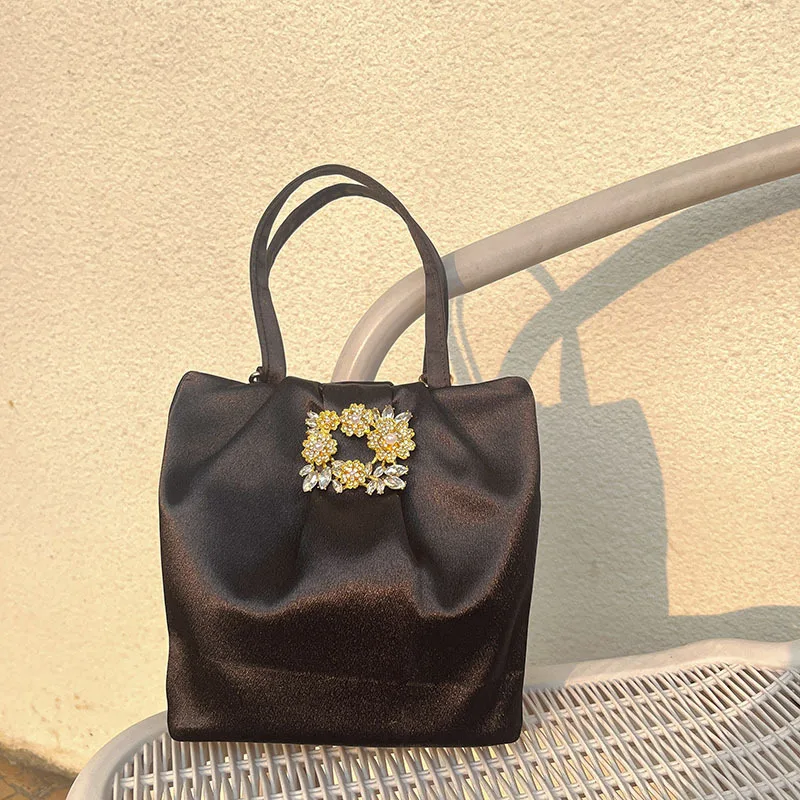 

Роскошная атласная плиссированная сумка-облако с блестками и бриллиантами, вечерняя сумка, модная женская сумка, клатч для свадебной вечеринки, сумка на плечо