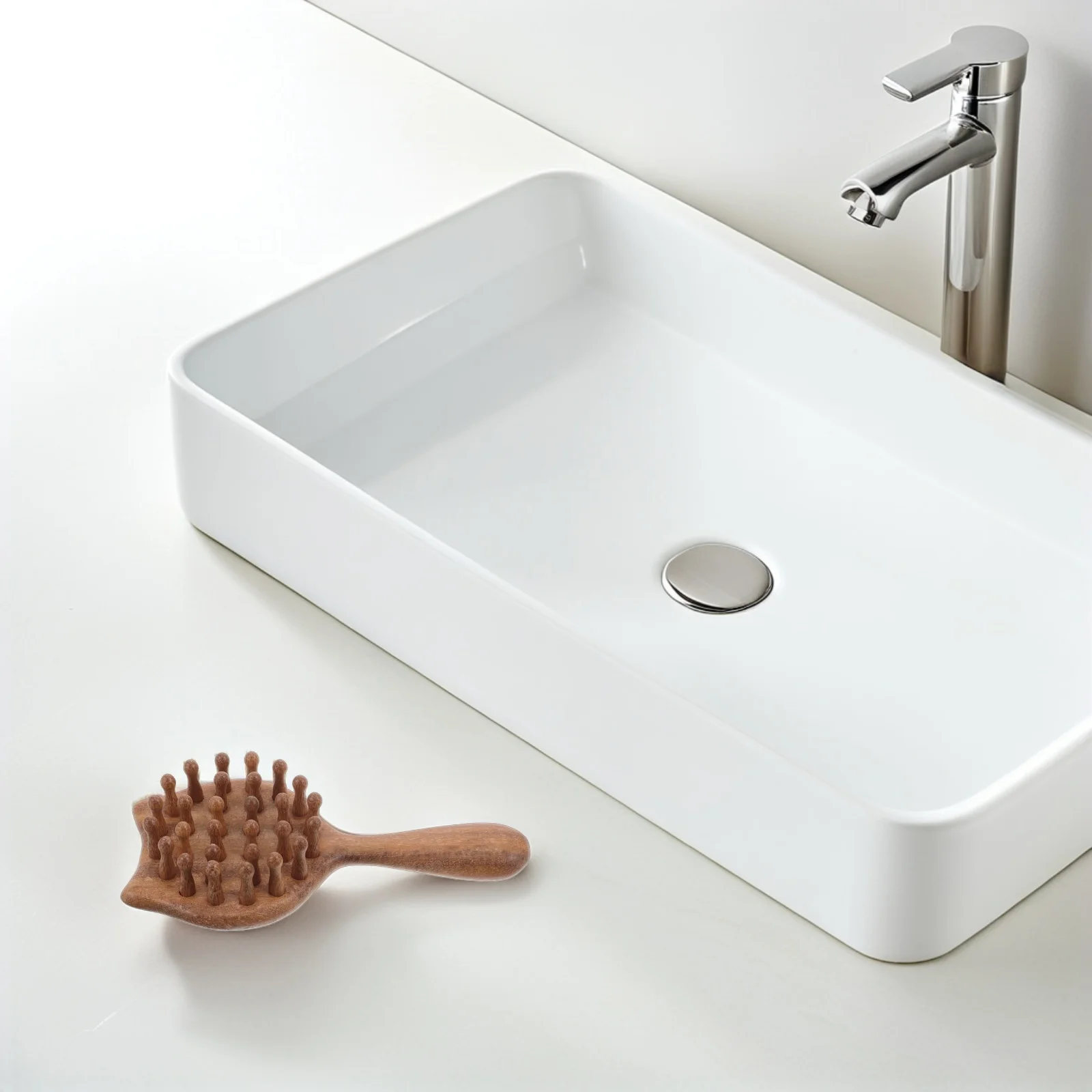 

Wooden Wide Tooth Scalp Massager Cute Cat Design Portable Handheld Hair Grooming Comb for Dry Scalp Relaxation