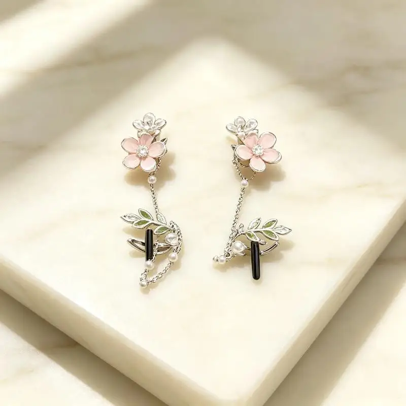 NewEarrings For Ear Clip Earphone Flower Blossoms Shining Decorations Beautiful Earphone Accessories