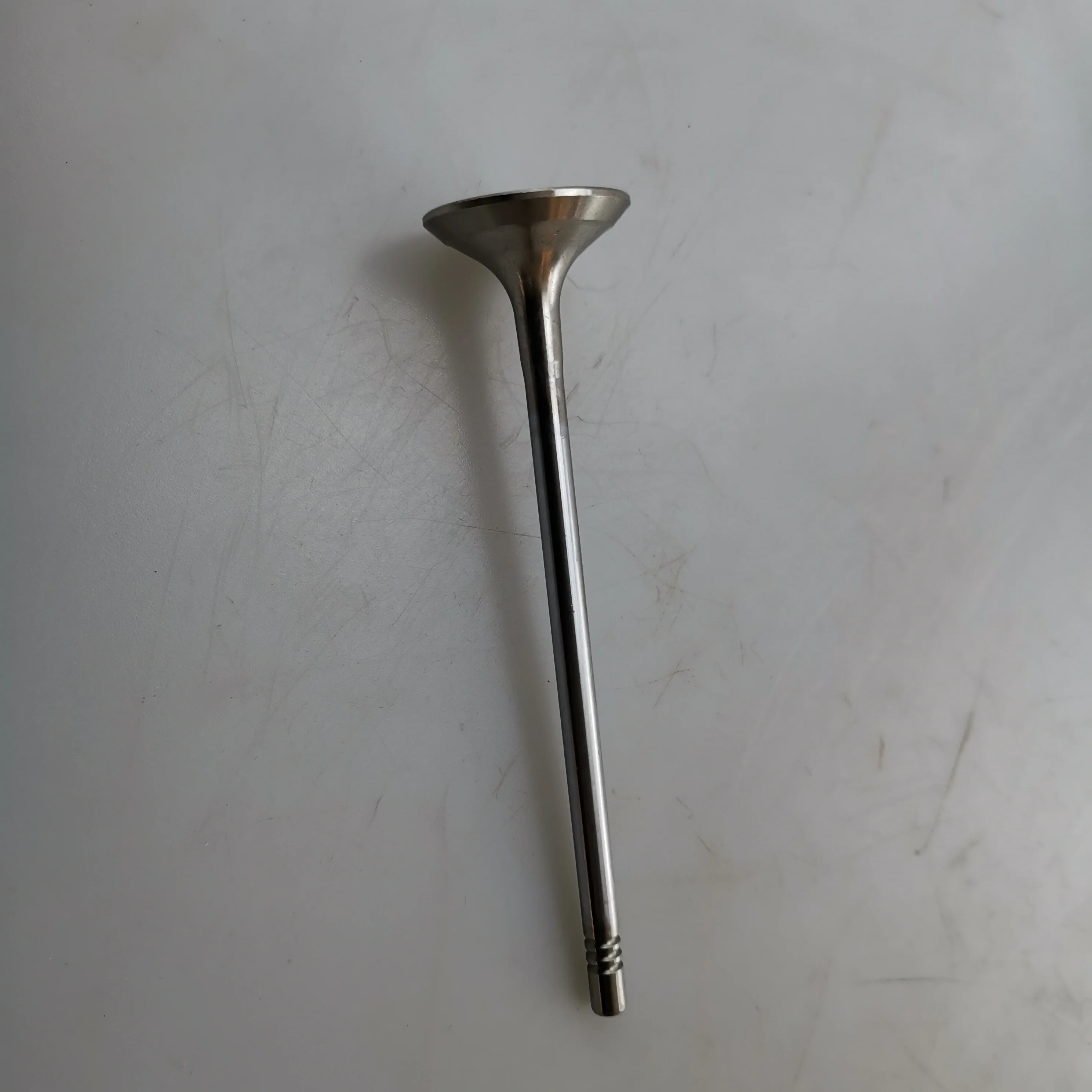 SAIC MAXUS G10 2.0T Original Intake Valve 30026350 10227708 Exhaust Valve 30033241 10227711