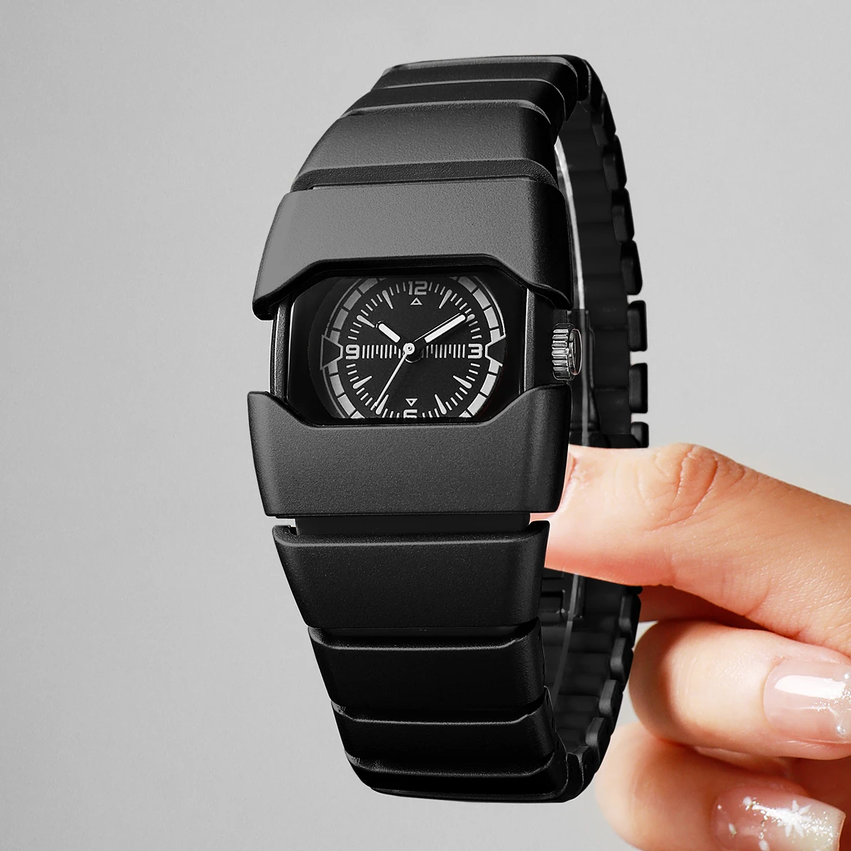 Fashion Unique Design Women Sports Watches Plastic Strap Women's Dress Square Quartz Wristwatch Relogio Feminino（Without Box）
