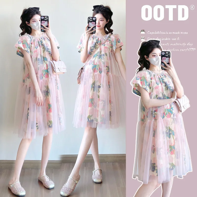 

Summer 2025 Maternity Wear: Delicate Chiffon Dress with Floral Print Feminine & Comfortable Outfit for Expecting Mothers