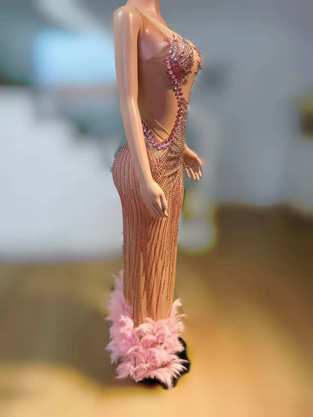 Xiaguang Elegant Women Evening Gown Sexy Perspective Mesh Splicing Feather Slit Long Skirt Birthday Cocktail Wedding Prom Dress