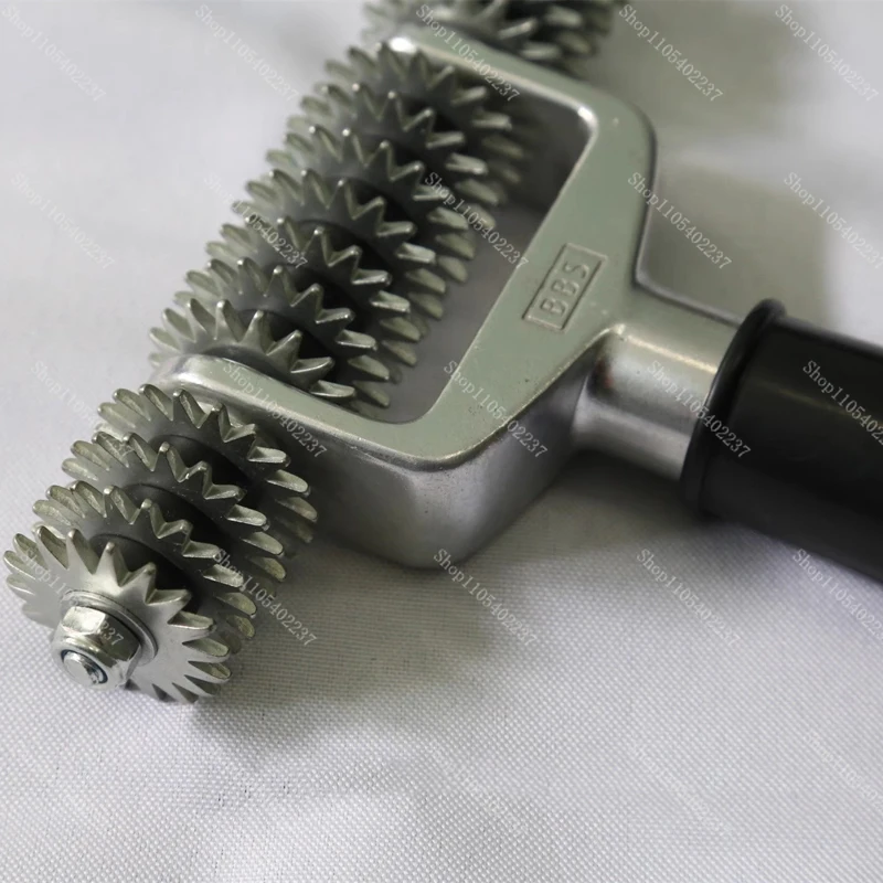 JN100 01 Carpet Patchwork Roller Toothed Pressure Compaction Tool Flooring Seam Roller