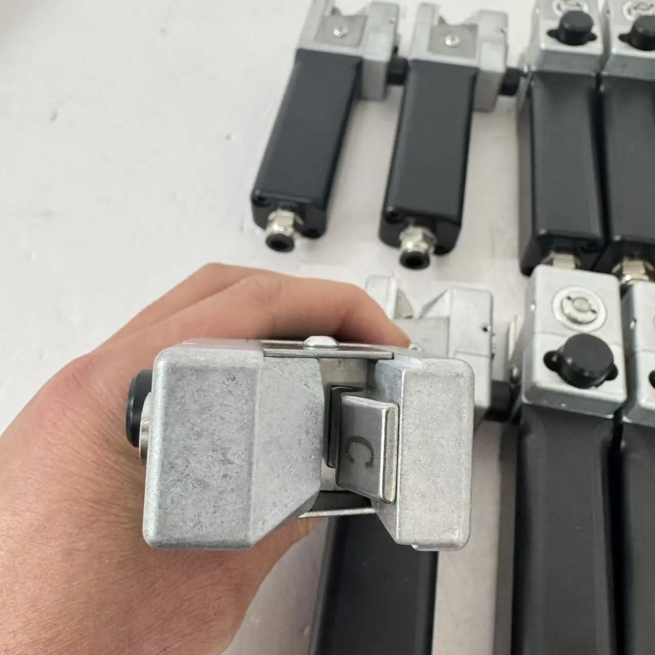 Penyambung Serat Optik Berkualitas Tinggi