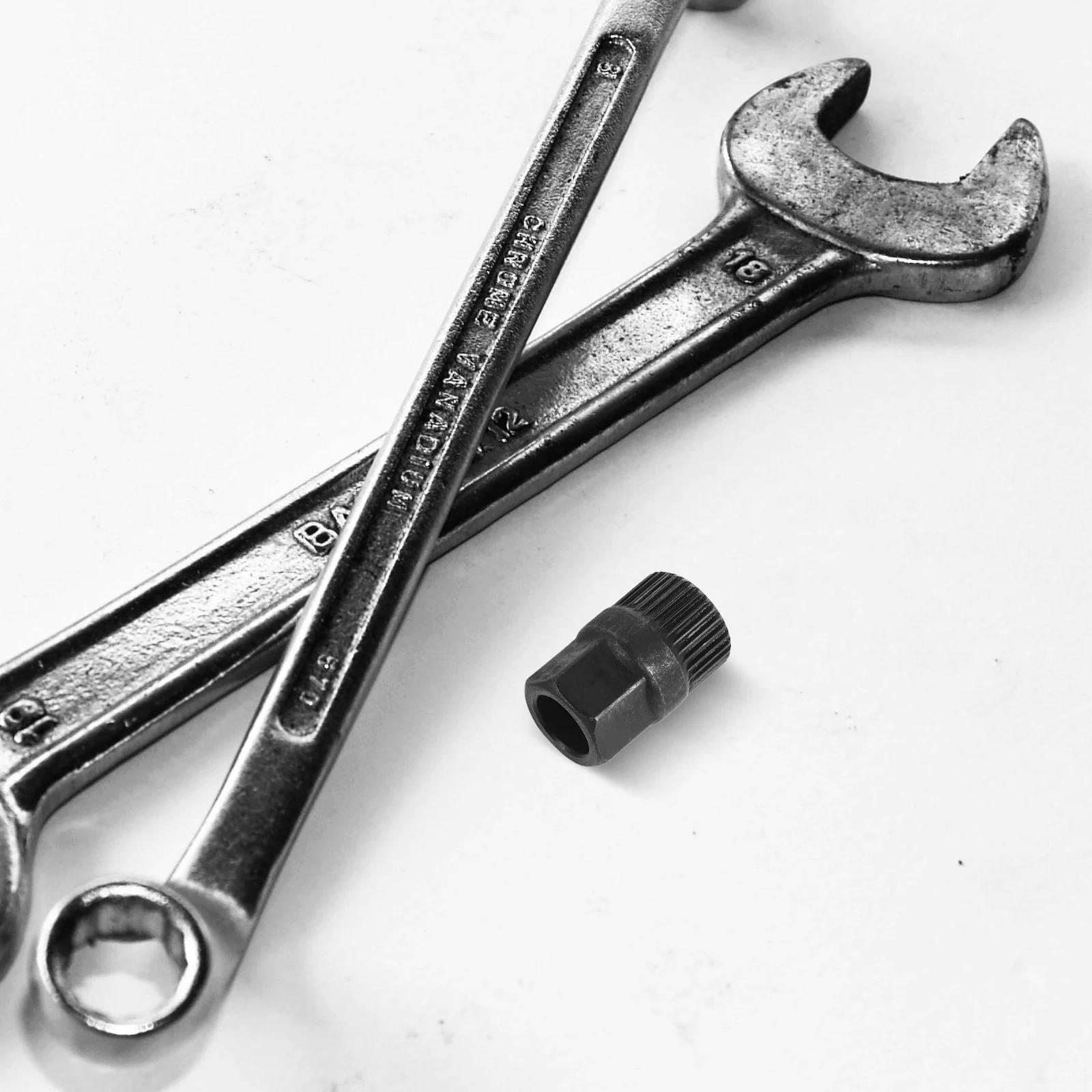 33 Teeth Alternator Pulley Removal Tool Automotive Clutch Wheel Disassembly Pulley Extraction Kit Car Repair Tool