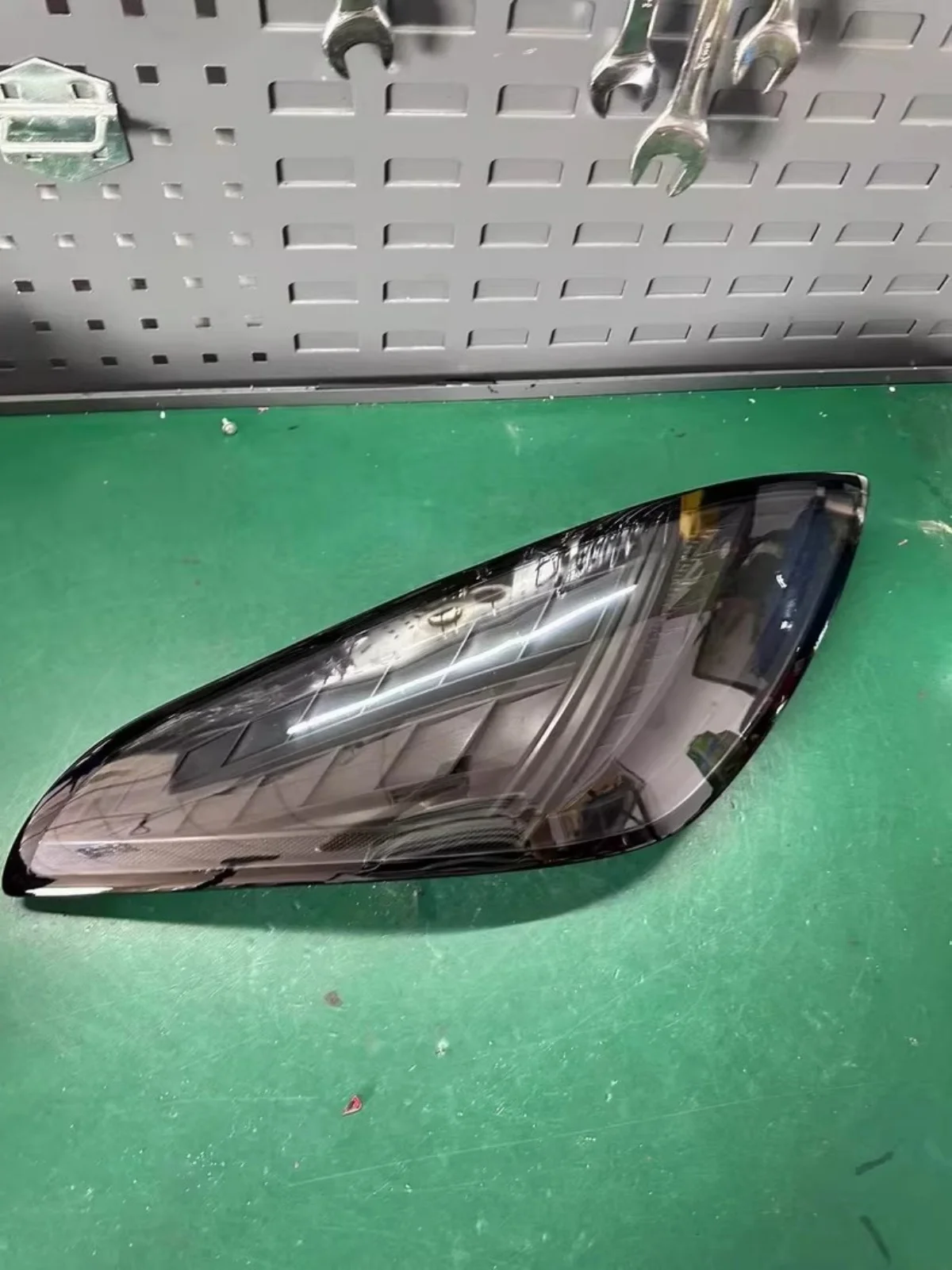 Car LED Smoked black Tail Light for Peugeot RCZ Brake Driving Reversing Lamp Turn Signal