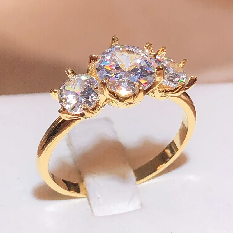 2022 New Row Of Diamonds White Zirconia 18K Gold Ring Female 925 Stamp Fashion Wedding Party Jewelry Gift Wholesale