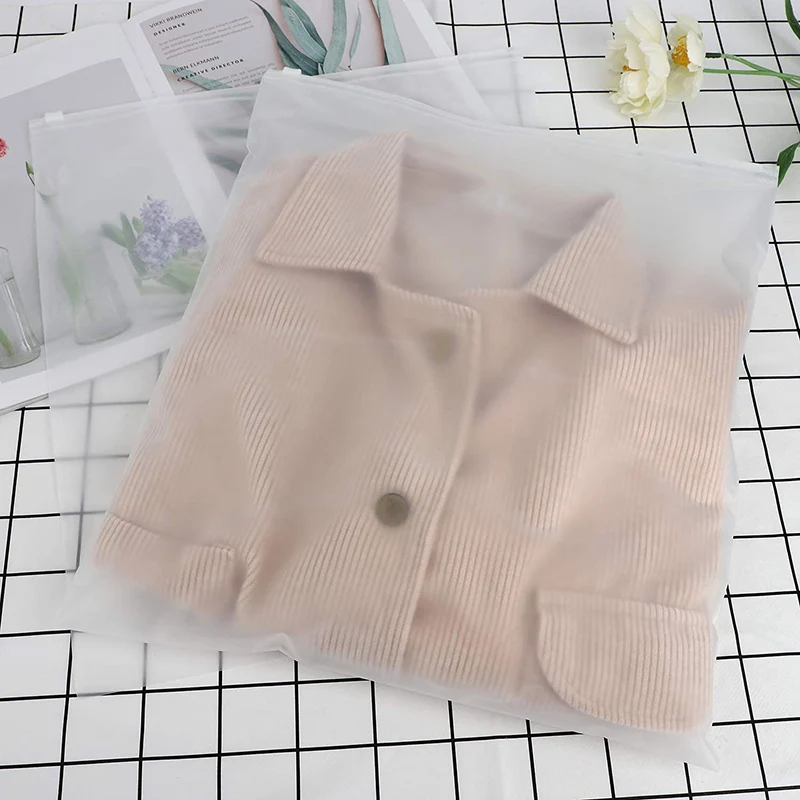 50Pcs Frosted Zipper Poly Bags Plastic Bags For Clothes Tshirt Packing Shipping Zip Bag For Sweater Skirt Organizer Storage Bag