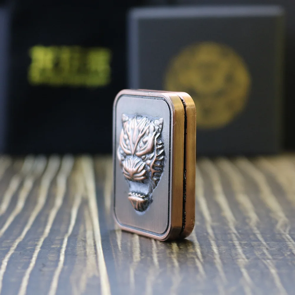Cabeça de tigre de metal empurrar cartão slider magnético moeda háptica ansiedade tdah alívio do estresse brinquedos edc slider escritório portátil gadgets