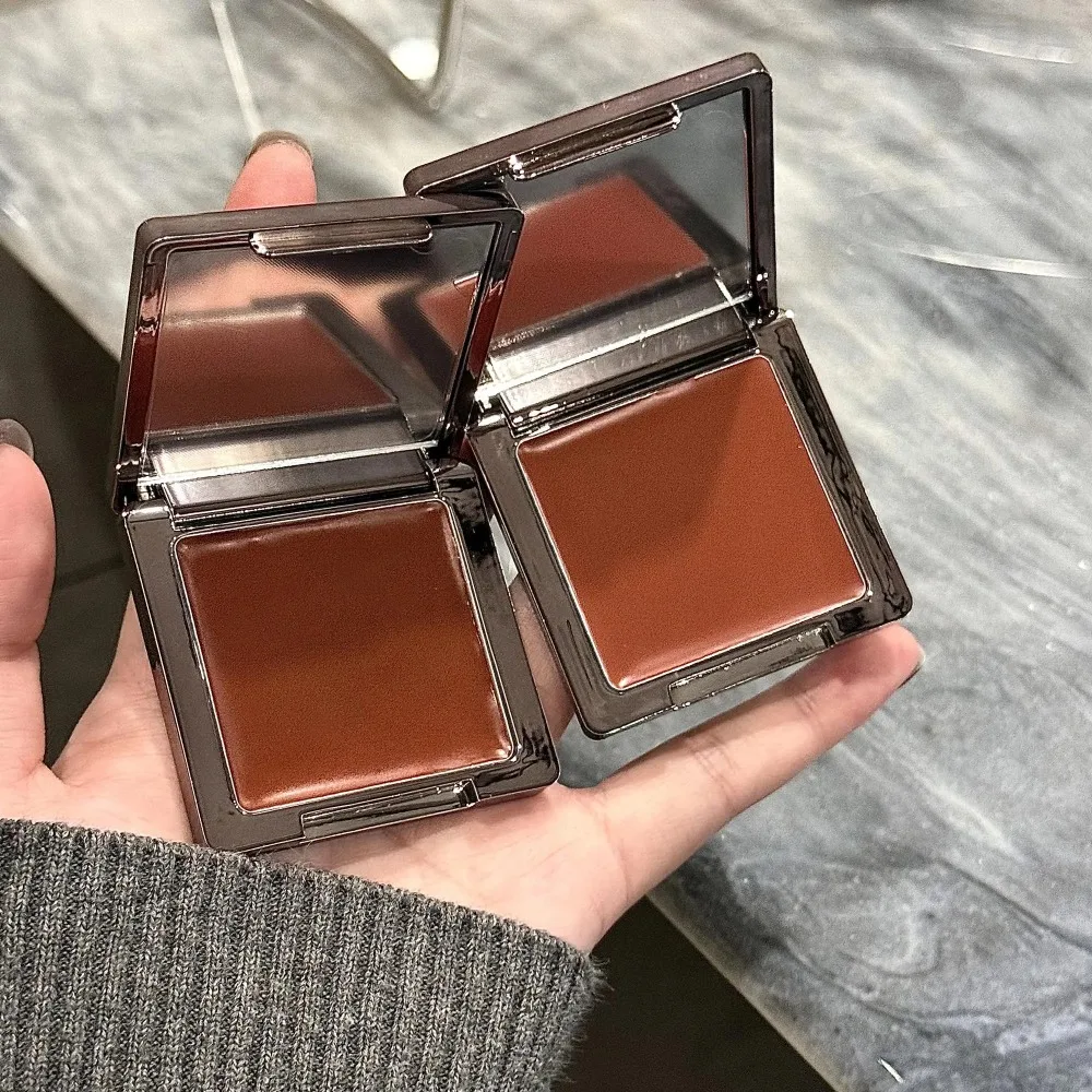 Matowa kremowa pomadka w płynie, rozjaśniająca, do ust i policzków, dwufunkcyjna, aksamitna pomadka w mgiełce, żelowa, wypełniająca, ciemnoczerwono-brązowa, błyszczyk, kremowy róż, tint do makijażu.