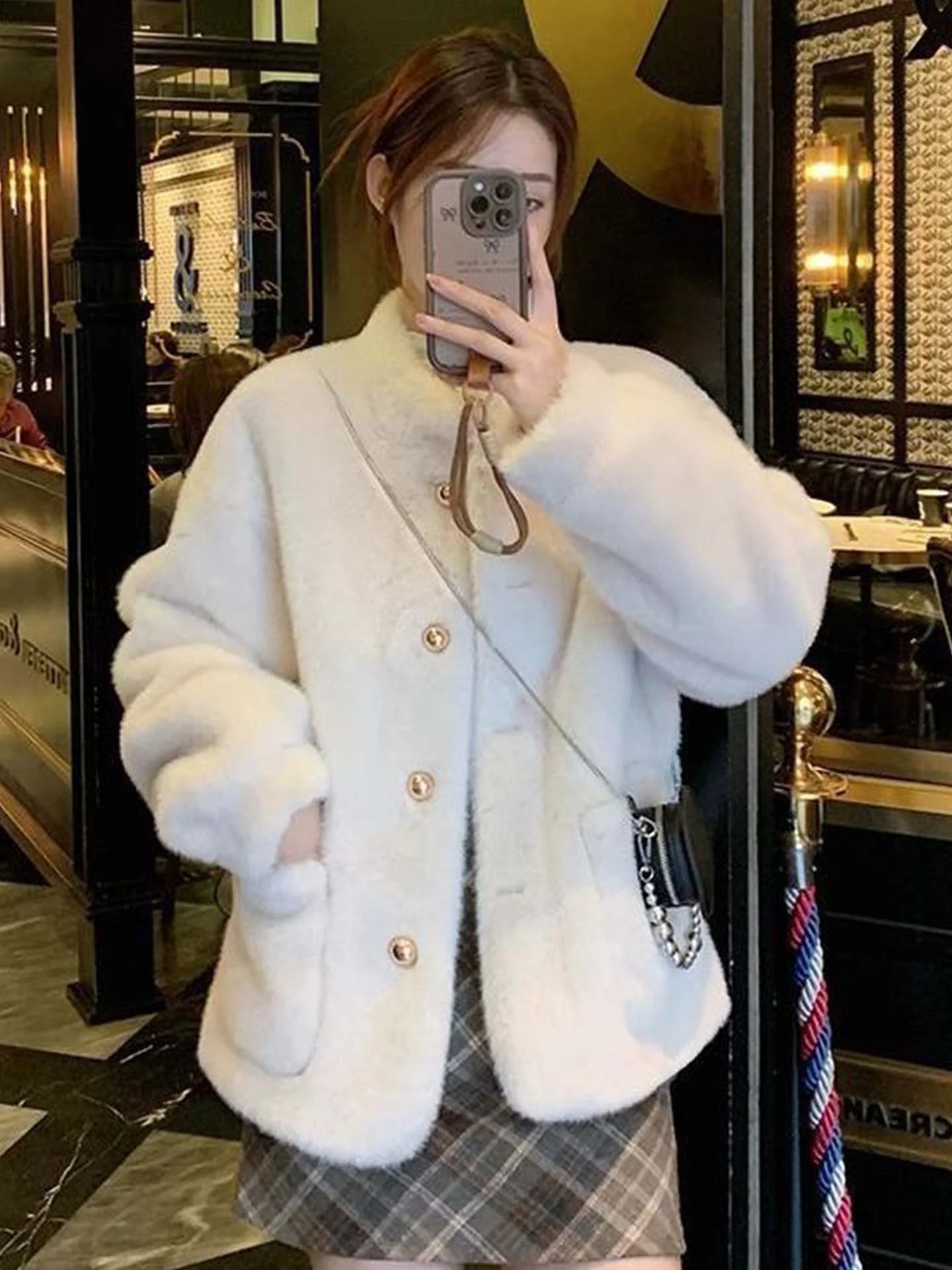 

Пальто свободного кроя с длинными рукавами из искусственного меха, теплое, элегантное, для женщин, с прямым подолом, на пуговицах