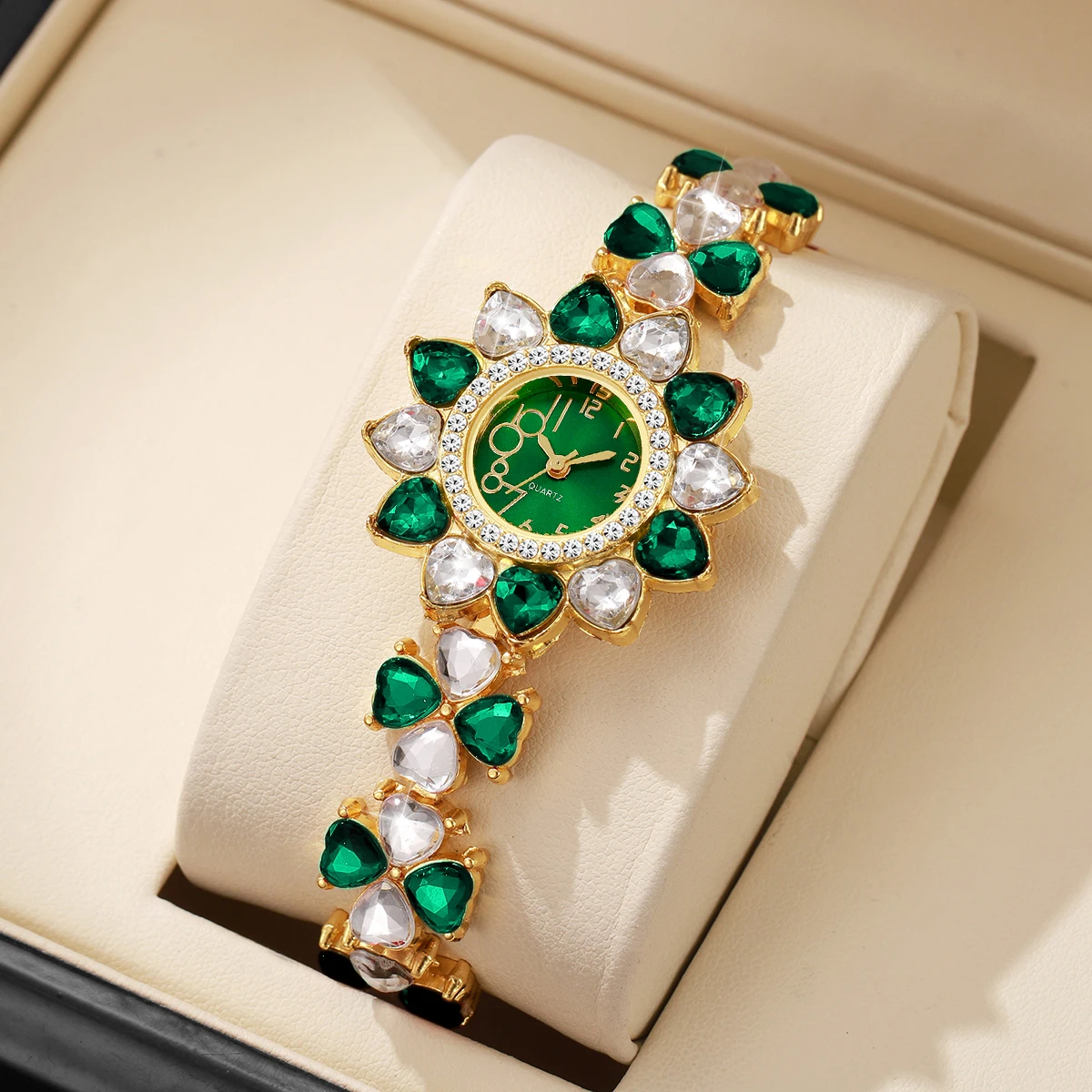 Luxury Rhinestone Women Watches Fashion Flower Dial Bracelet Strap Quartz Watch For Ladies Clock Reloj Mujer（Without Box）
