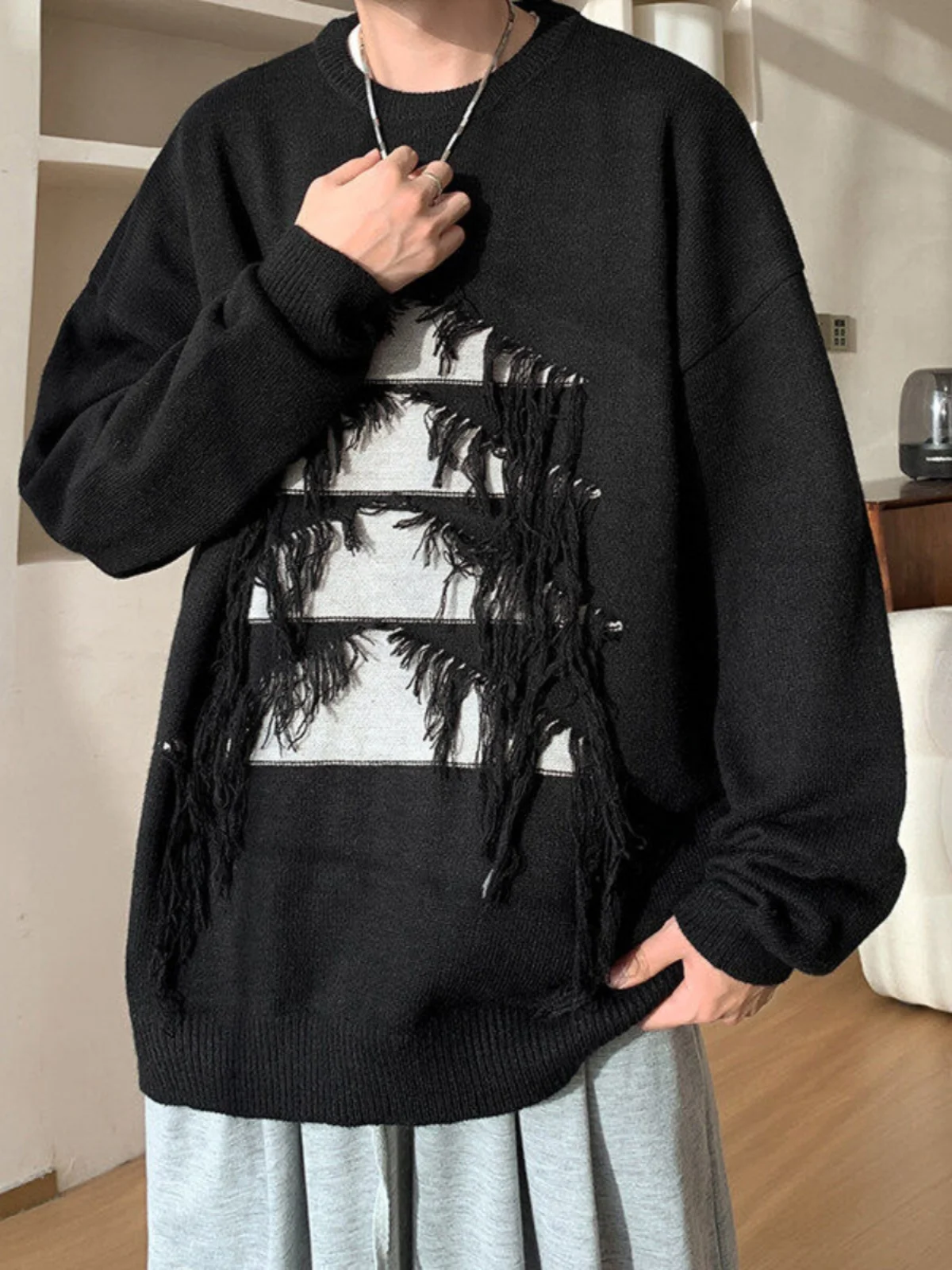 Autumn Winter New Hot Sale Men's Wine Red Christmas Tree High-end Tassel Loose Casual Black Pullover Knitted Sweater
