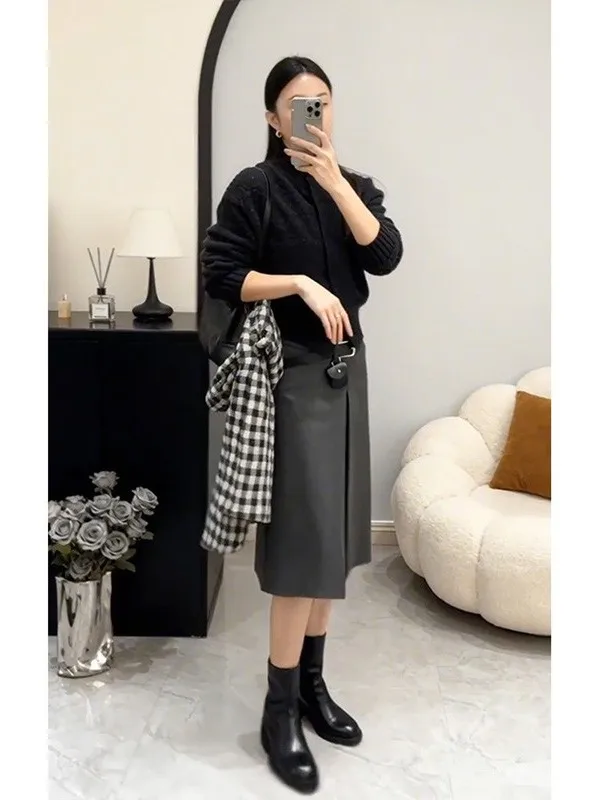 High Waist Slimming Korean Design Half Body Skirt for Women Beautiful A-Line Skirt Autumn Winter New Style Elegant Feel