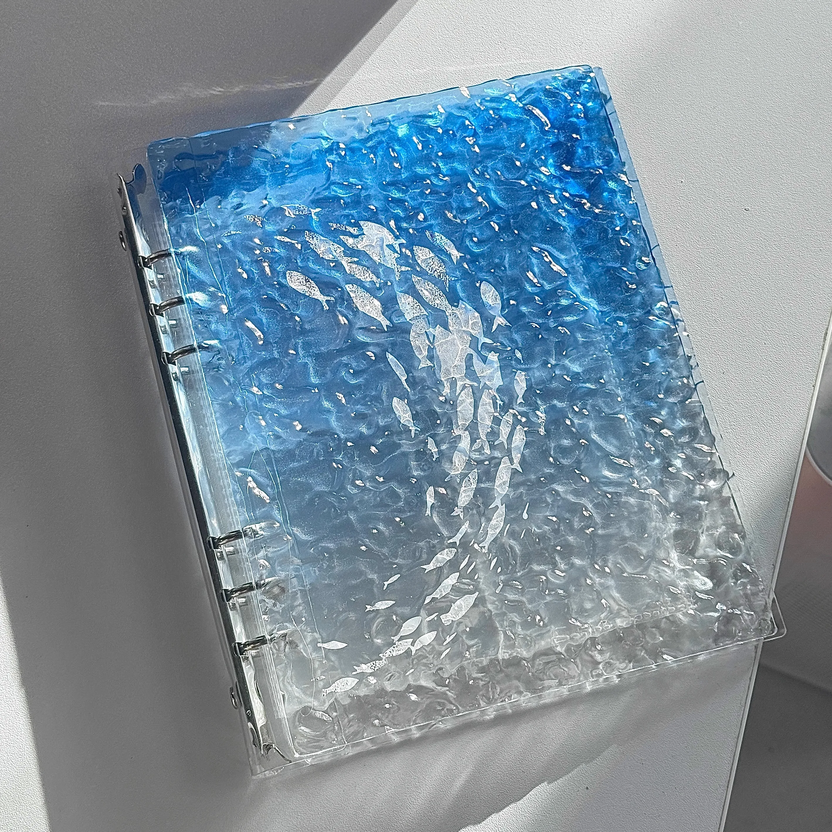 

Beautiful Ocean Fish A5 Binder Blue Gradient Water Wave Acrylic Crystal Photocard Holder 4-Pocket Photo Album Korean 포카 바인더