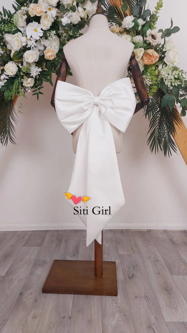 セパレートアイボリーサテン大きいサイズのリボンウェディングドレスノットホワイト取り外し可能な花嫁ドレスノットリボン付き