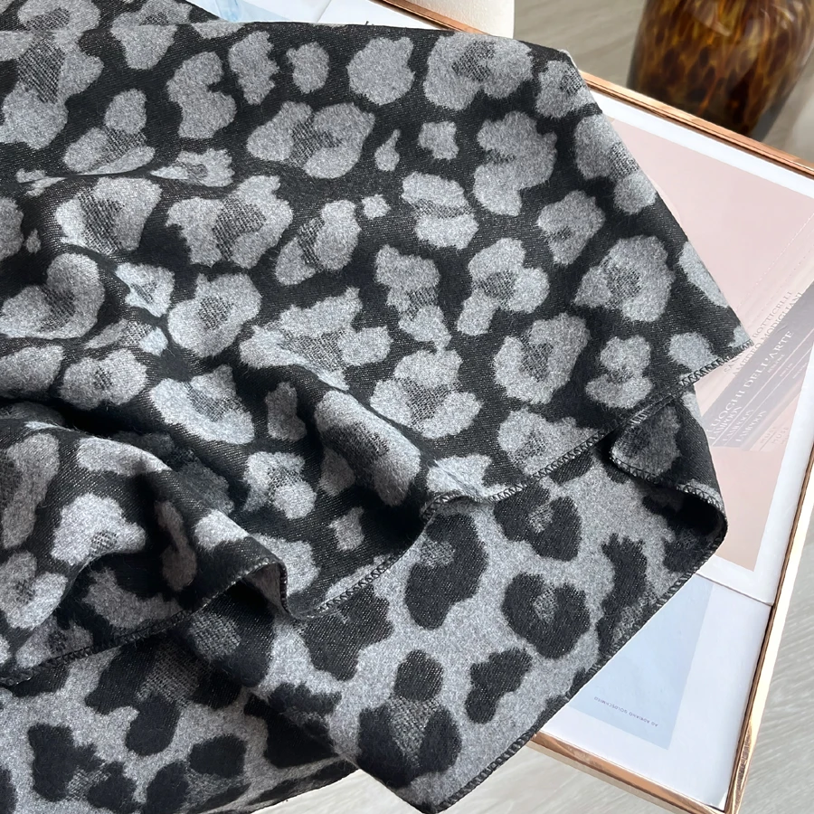 Creative Fashion Stripes Leopard Acrylic Cashmere Scarf Shawl Winter Women Warm Neckerchief Spring Summer Travel Cape Wraps Long