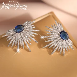 Unique Twinkle Rhinestones Stud Earrings for Women Temperament Earings Sliver Color Lady Design Brand Fashion Jewelry Bijoux