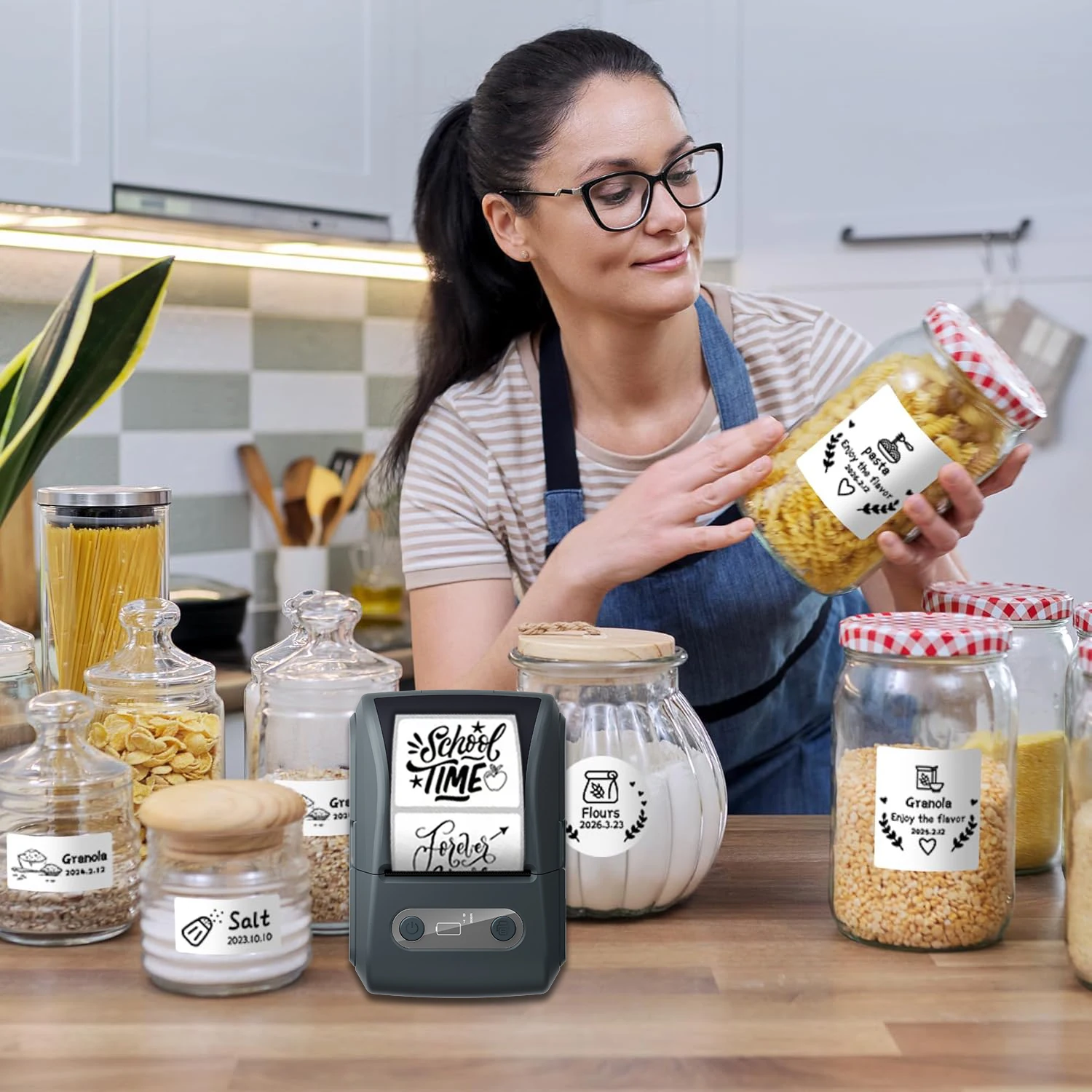 Беспроводной термопринтер этикеток — подходит для печати продуктов, адресных и ценовых этикеток, без чернил, простой в использовании с смартфонами.