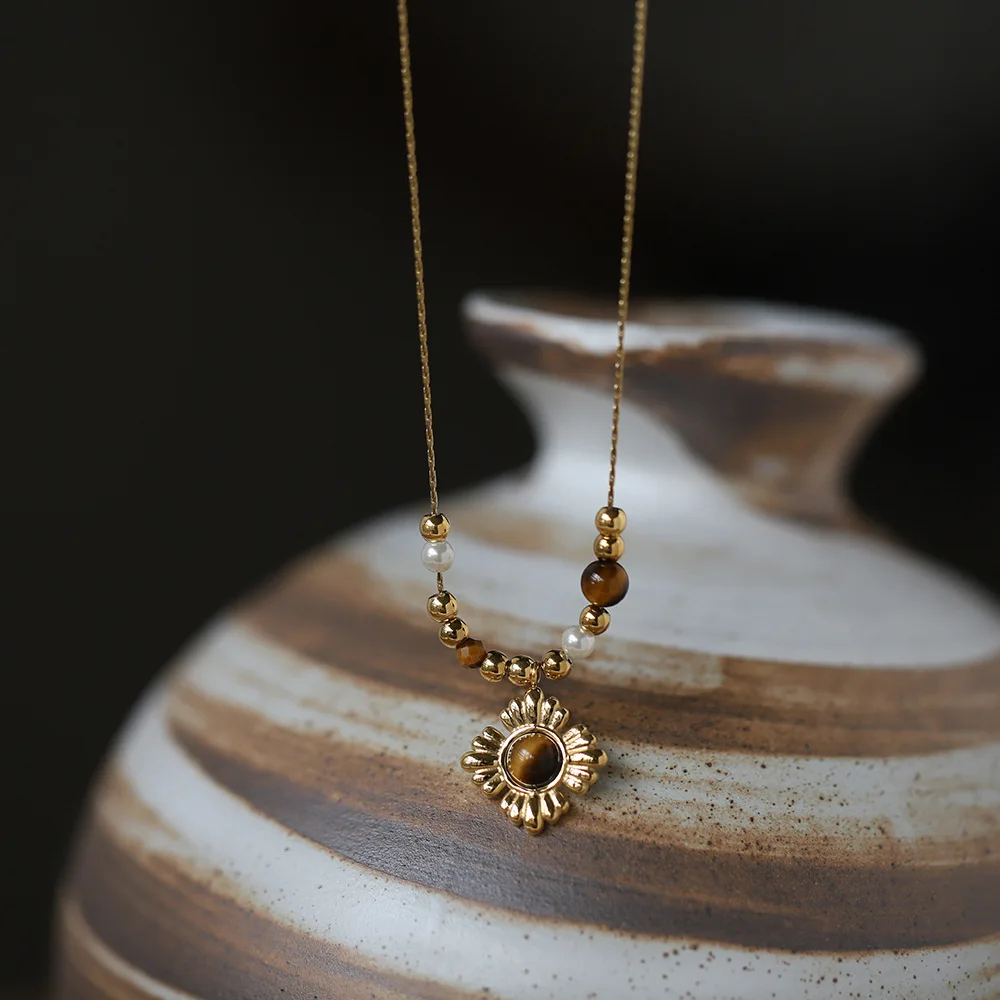 Stainless Steel Flower Pendant Tiger Eye Stone Bead Chain Necklace Free Fashion Charm Collar Chic Cast Jewelry