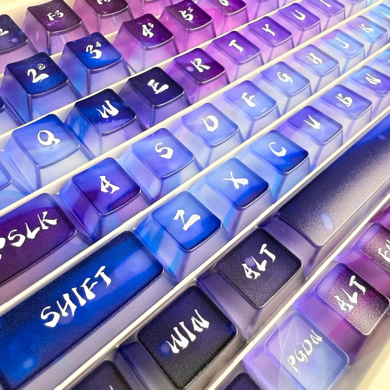 Keycap Winter Harbor/Bow Creek Valley smudged 5-sided fog-transparent mechanical keyboard for 118 keys such as wooting