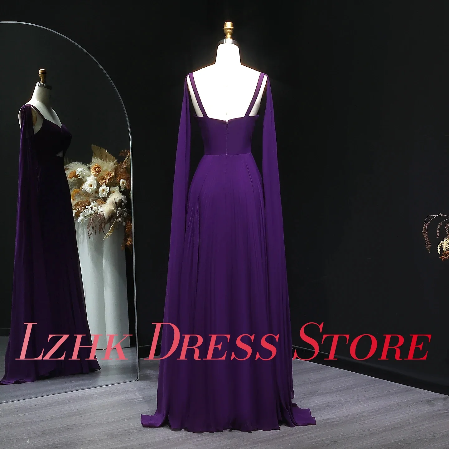 ที่กําหนดเองสง่างามชีฟอง A-Line สายสปาเก็ตตี้ชุดราตรีแขนยาว Sweetheart ชั้นความยาวชุดราตรี